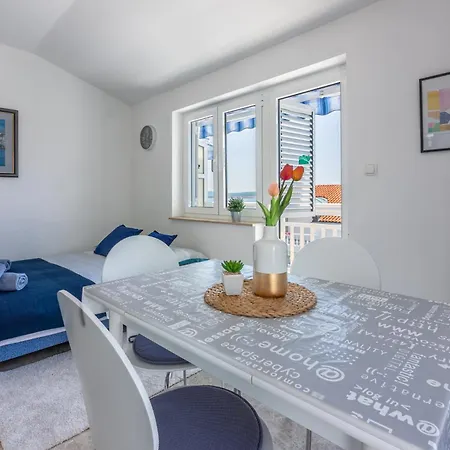 Apartment Podvezanec