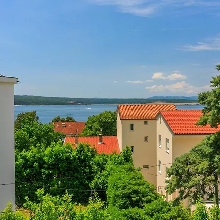 Podvezanec * Dramalj