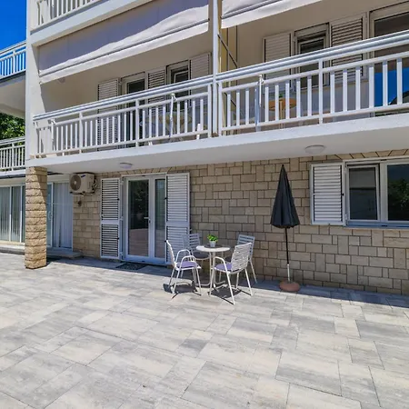 Apartment Podvezanec *