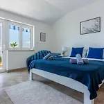Apartman Podvezanec Dramalj