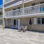 Apartman Podvezanec *