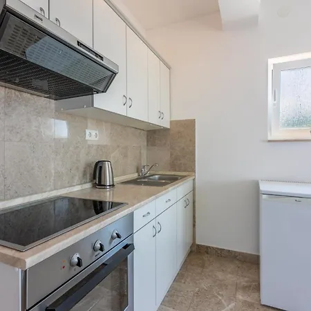 Apartament Podvezanec *