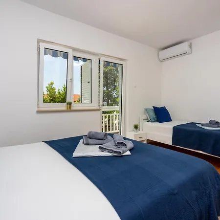 Apartament Podvezanec Dramalj