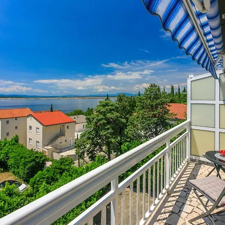 Apartment Podvezanec