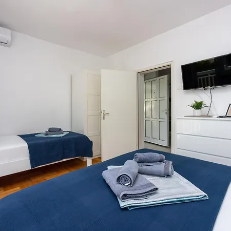 Apartament Podvezanec Dramalj