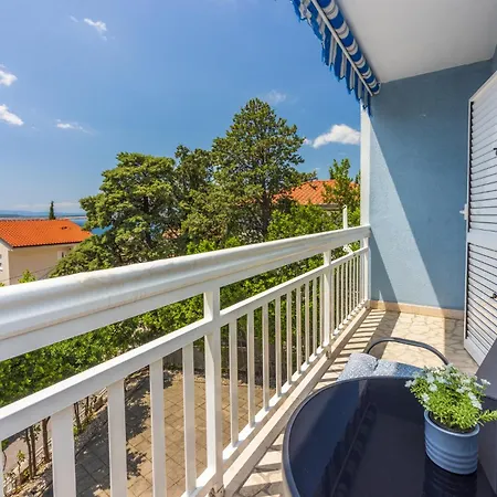 Apartament Podvezanec Dramalj
