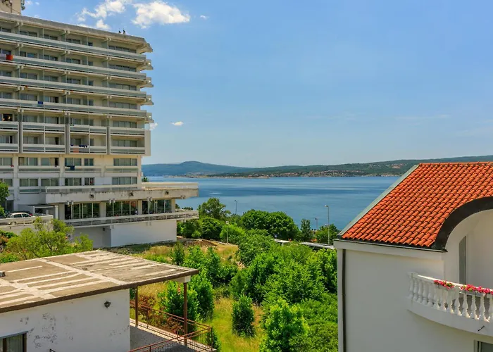 Podvezanec * Dramalj